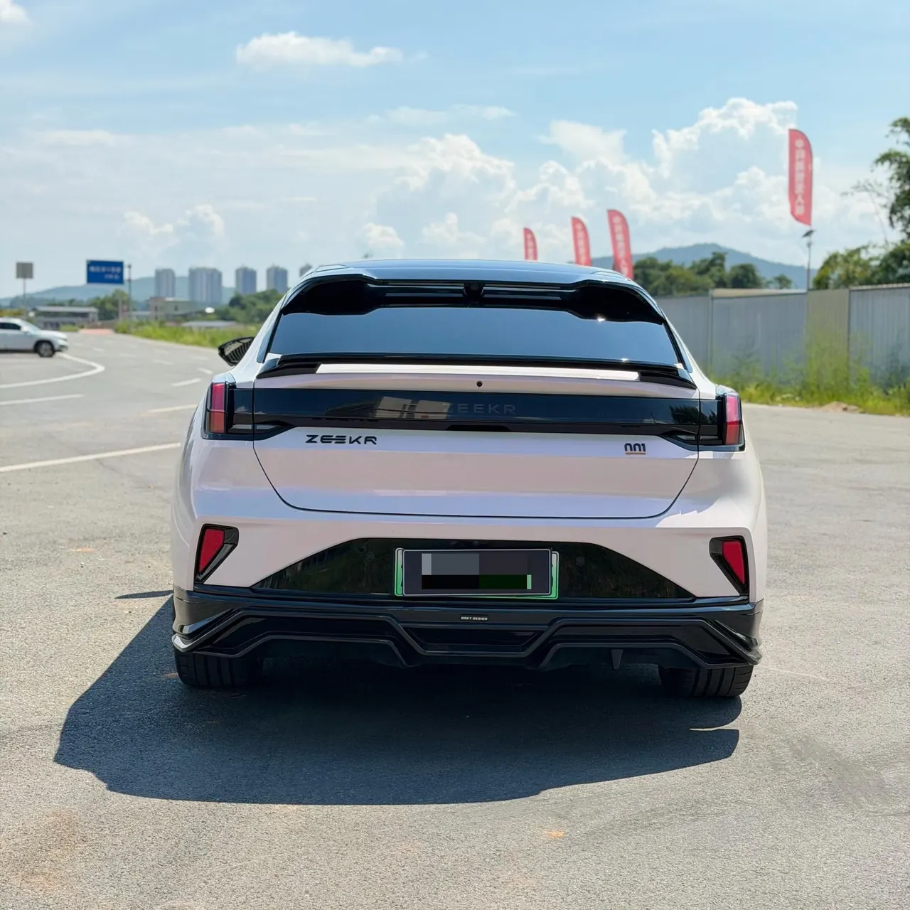 Zeekr 2024 Zeekr 001 YOU version 100kWh four-wheel drive automatic gear 4