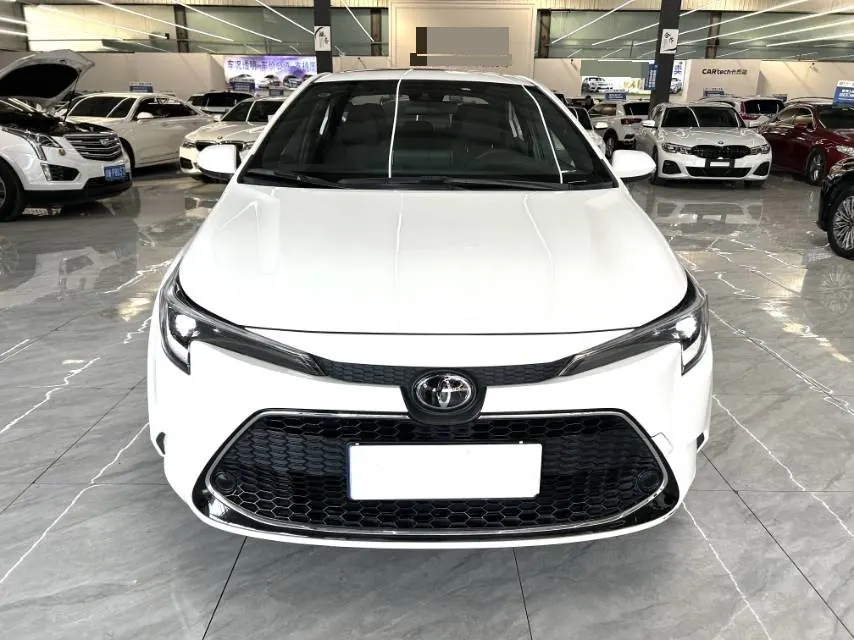 Toyota 2022 Lei Ling 1.2T Stepless 185T Deluxe Automatic Gear 2
