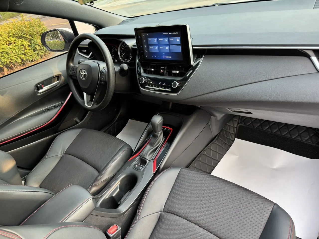Toyota 2022 Lei Ling 1.2T Stepless 185T Sports Edition Automatic Gear 19
