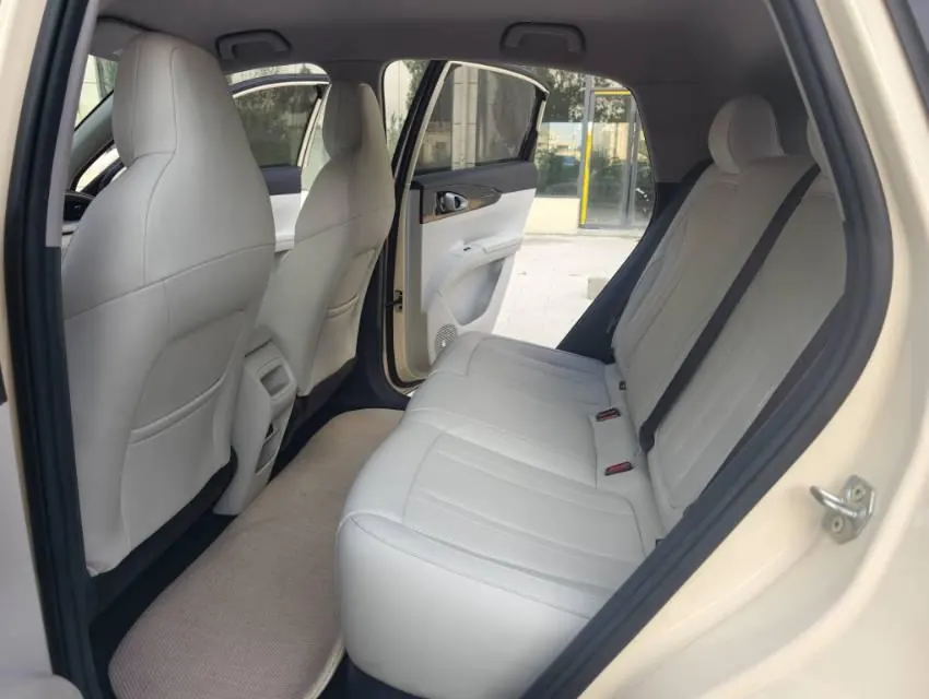 Geely 2025 Star Wish UP 410km Discovery Edition Automatic Gear 2