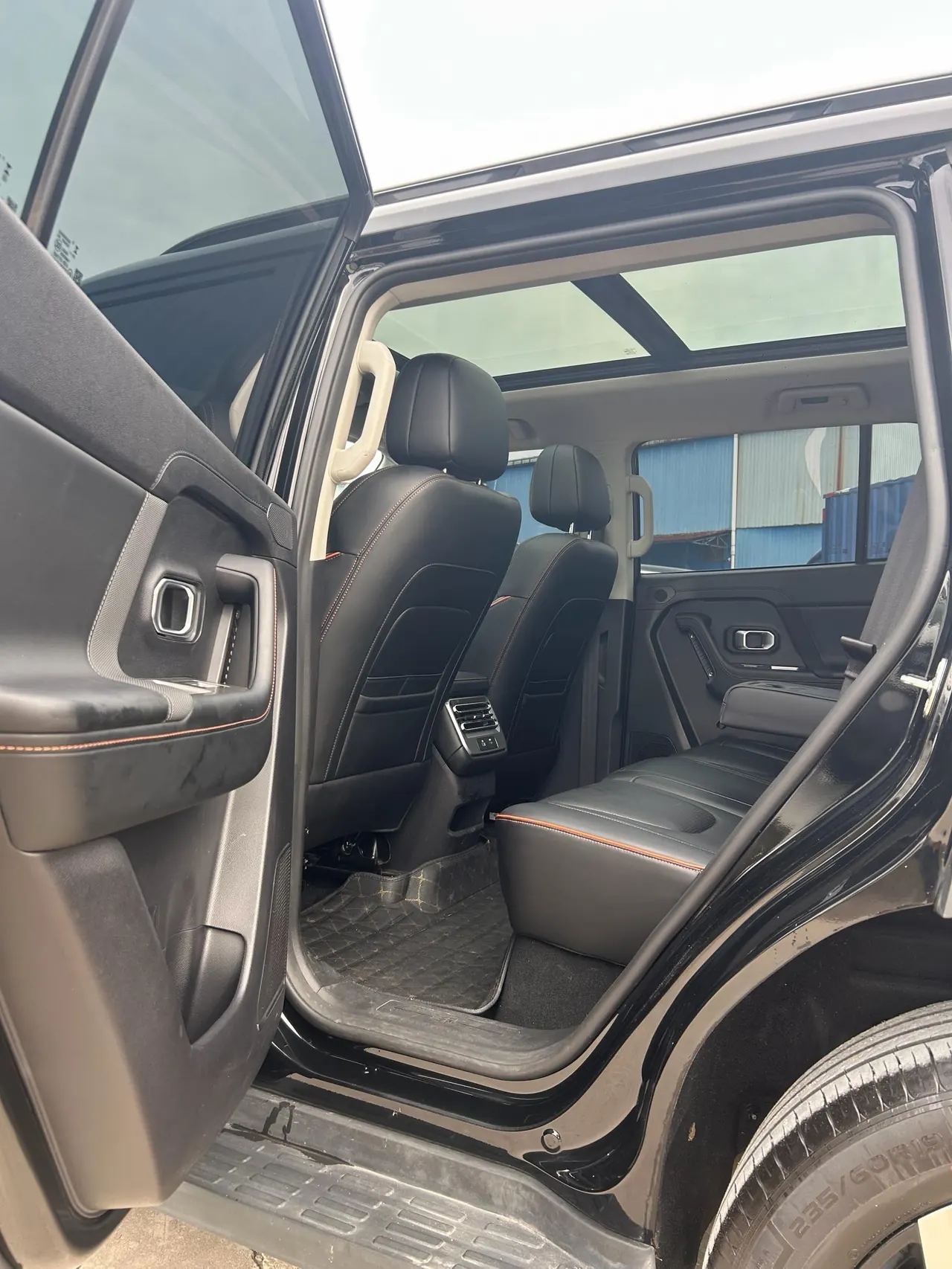 Jetour 2025 ShanHai T1 C- DM 1.5T 150km Explore Automatic Gear 6