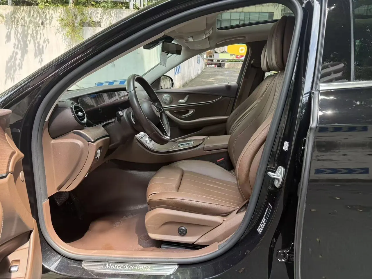 Mercedes Benz E Class 2021 E 260 L 2.0T (changed) automatic gear 4