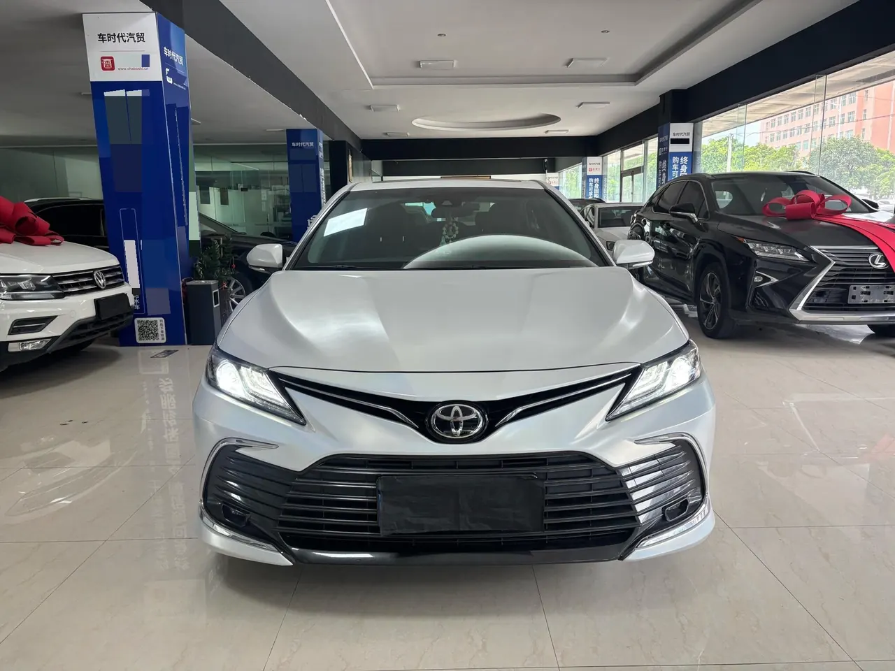Toyota 2021 Camry 2.0G Stepless Deluxe Edition Automatic Gear 2