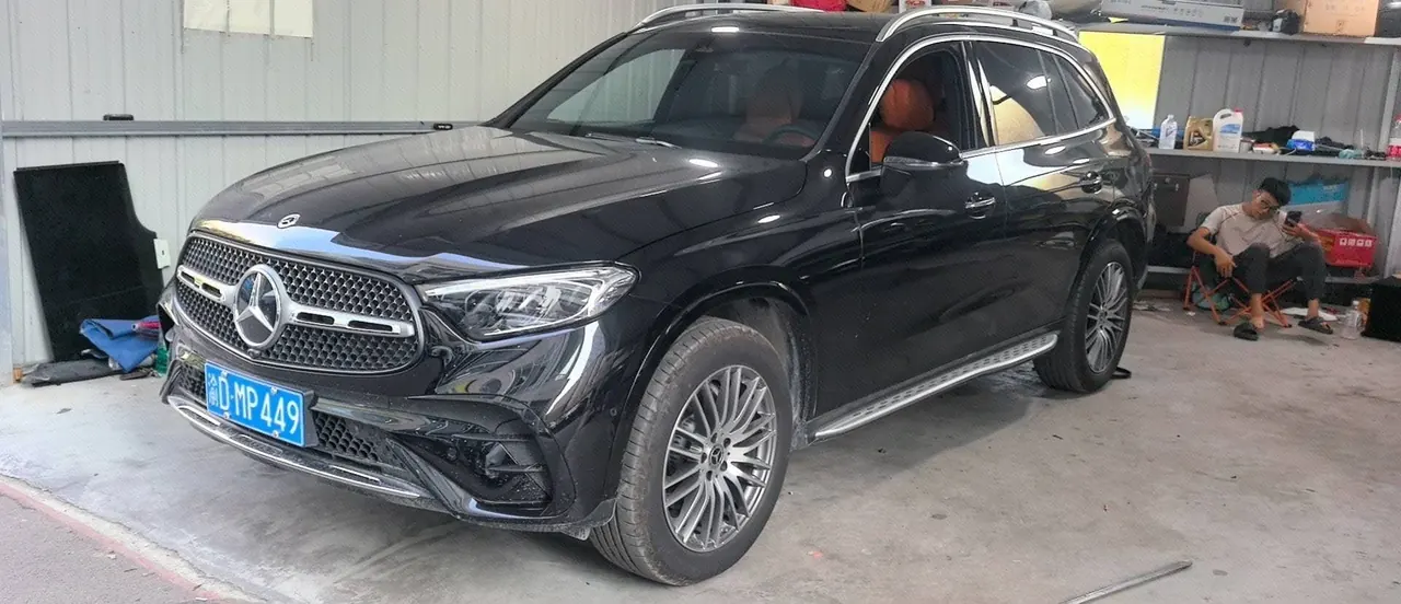 打开图片灯箱:Mercedes Benz 2025 GLC 300 L 4MATIC 48V 2.0T dynamic 5-seat automatic gear