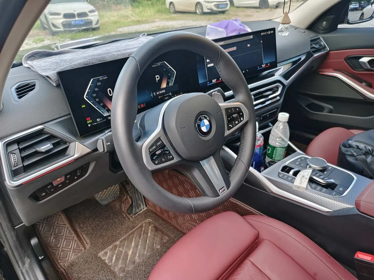 BMW 3 Series 2024 325Li 2.0T M Sports Obsidian Night Suit Automatic Gear 2