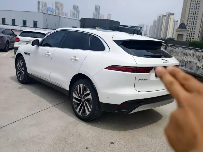 Jaguar F-PACE (Imported) 2022 F-PACE 2.0T P250 HSE Automatic Gear 2
