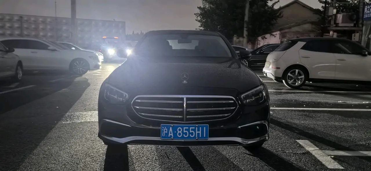 Mercedes Benz E Class 2022 E 260 L 2.0T Automatic 2