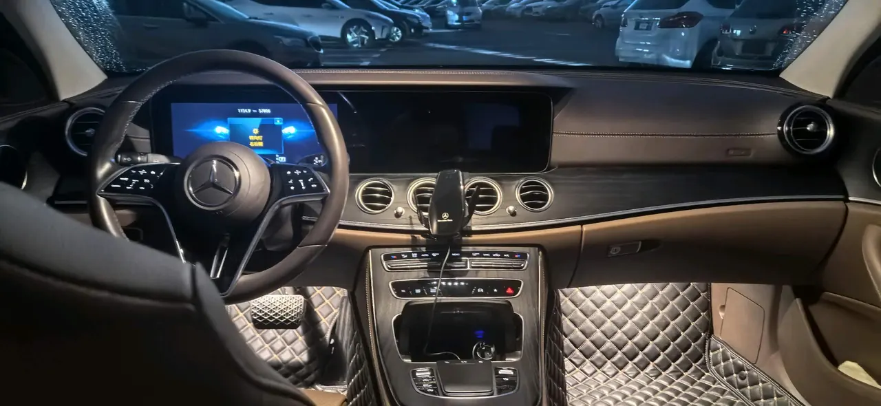 Mercedes Benz E Class 2022 E 260 L 2.0T Automatic 6