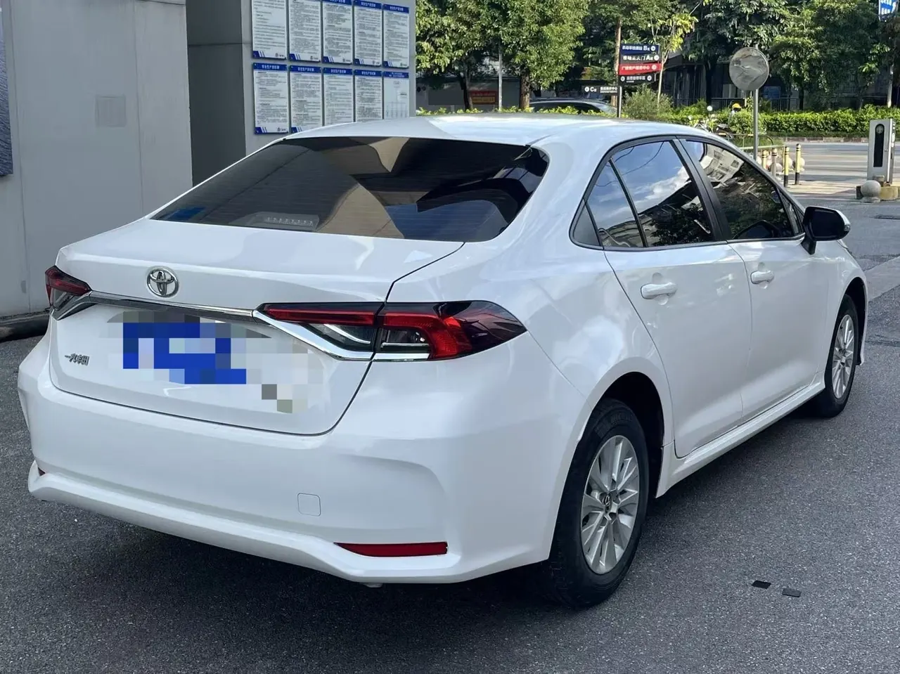Toyota 2022 corolla 1.2T stepless pioneer PLUS version automatic gear 5