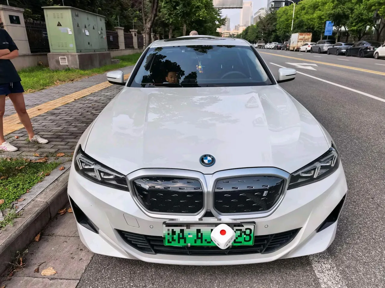 BMW 2024 i3 eDrive 35 L automatic gear 2