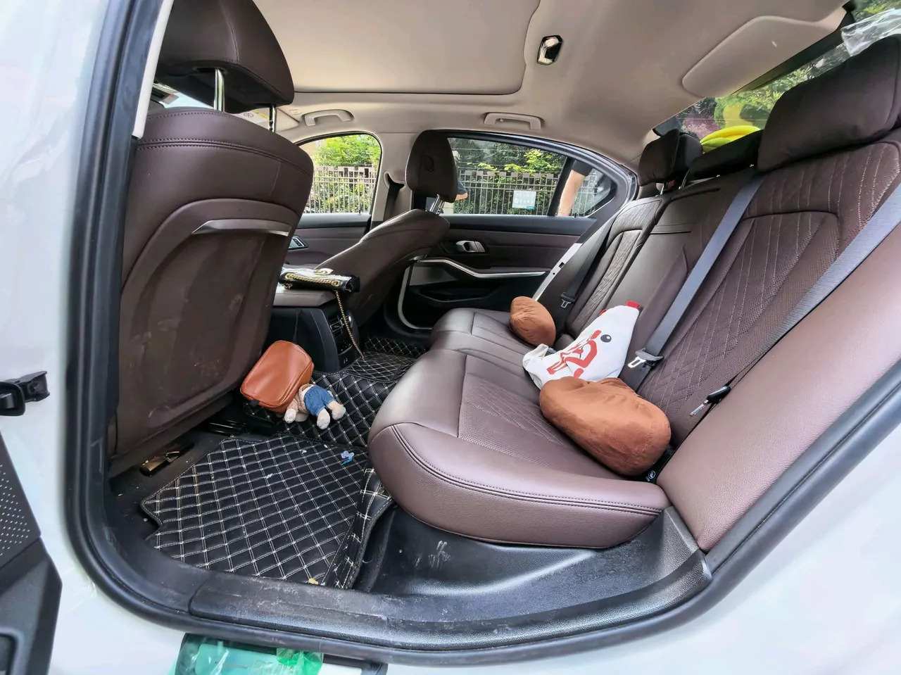 BMW 2024 i3 eDrive 35 L automatic gear 6