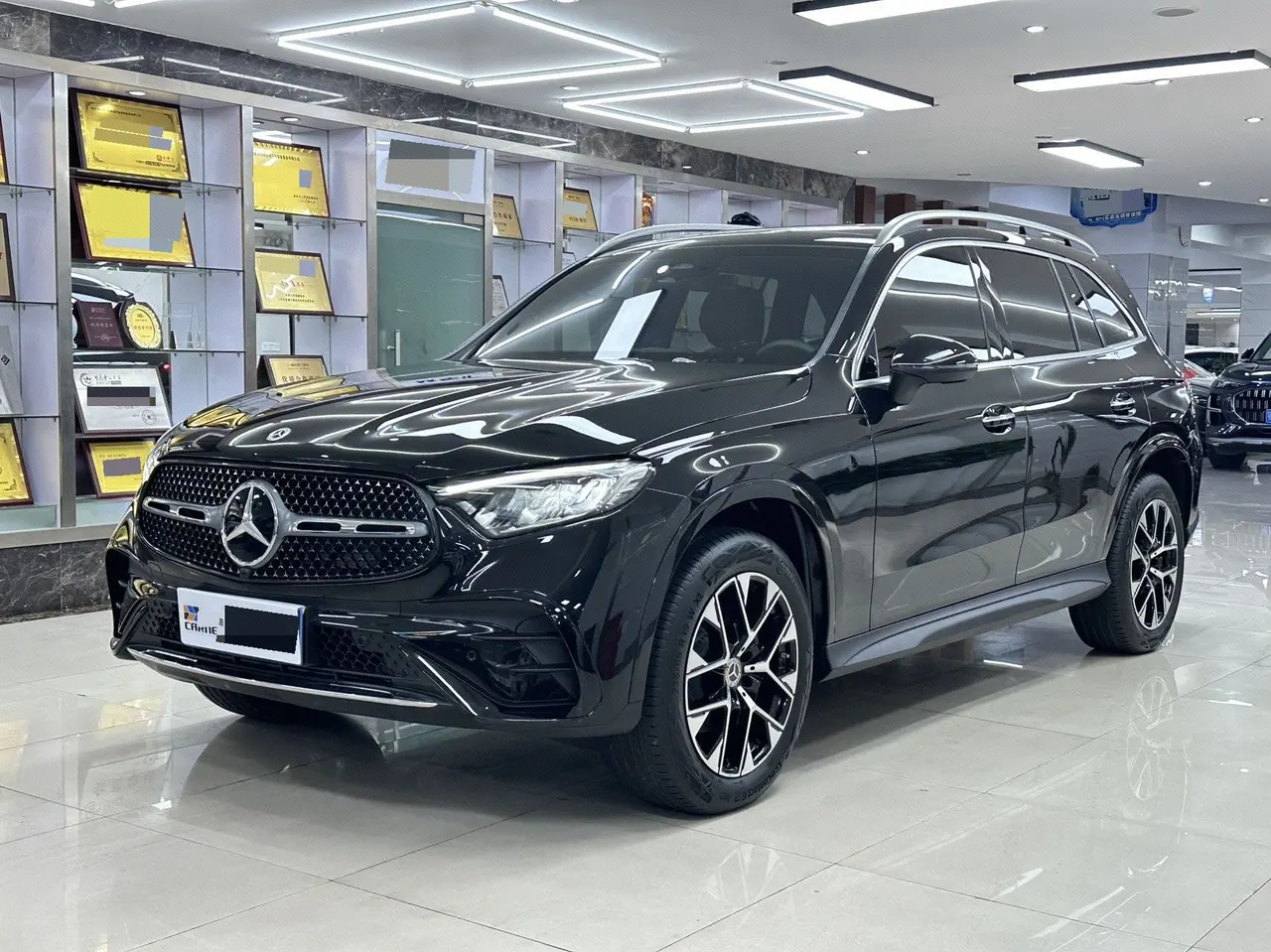 Open image lightbox: Mercedes Benz 2024 GLC 300 L 4MATIC 48V 2.0T Luxury 5-seat Automatic Gear