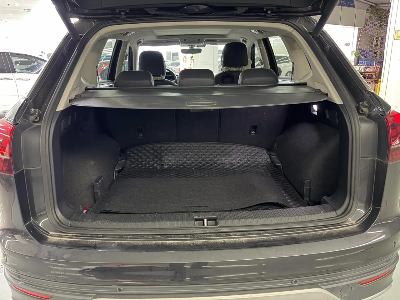 Volkswagen 2020 Tanyue 2.0TSI 330TSI Two-Drive Deluxe Zhilian Edition Pro Automatic Gear 10