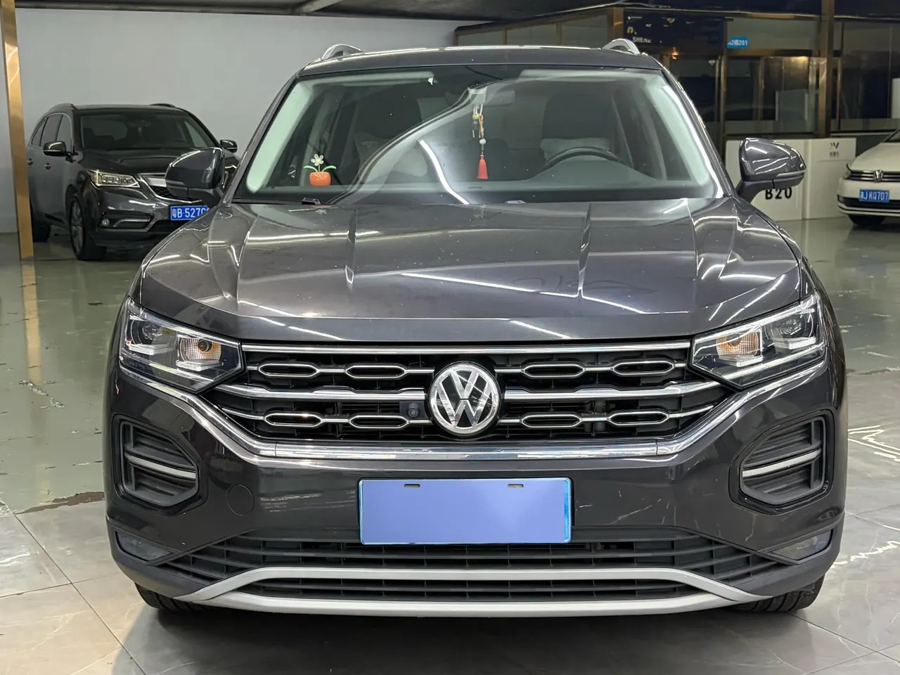 Volkswagen 2020 Tanyue 2.0TSI 330TSI Two-Drive Deluxe Zhilian Edition Pro Automatic Gear 2