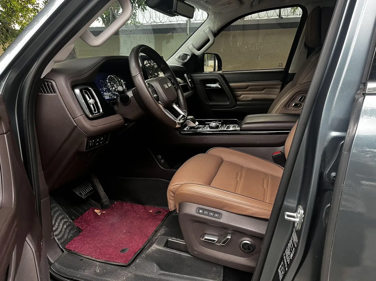 Beijing 2022 BJ60 48V 2.0T 11th Edition 7-seat Automatic Gear 3