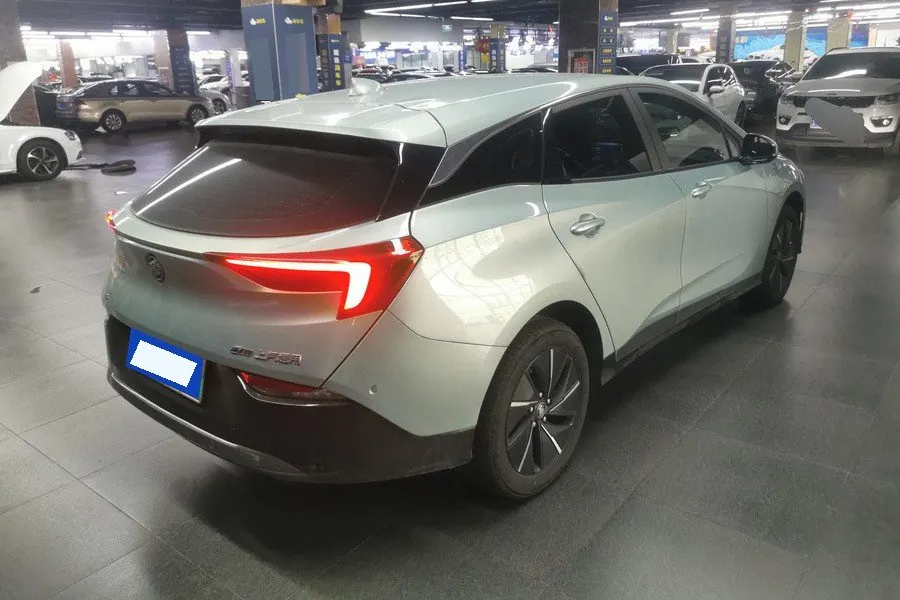 Buick 2024 VELITE 6, 430 km, Comfort Edition, Automatic Transmission 3