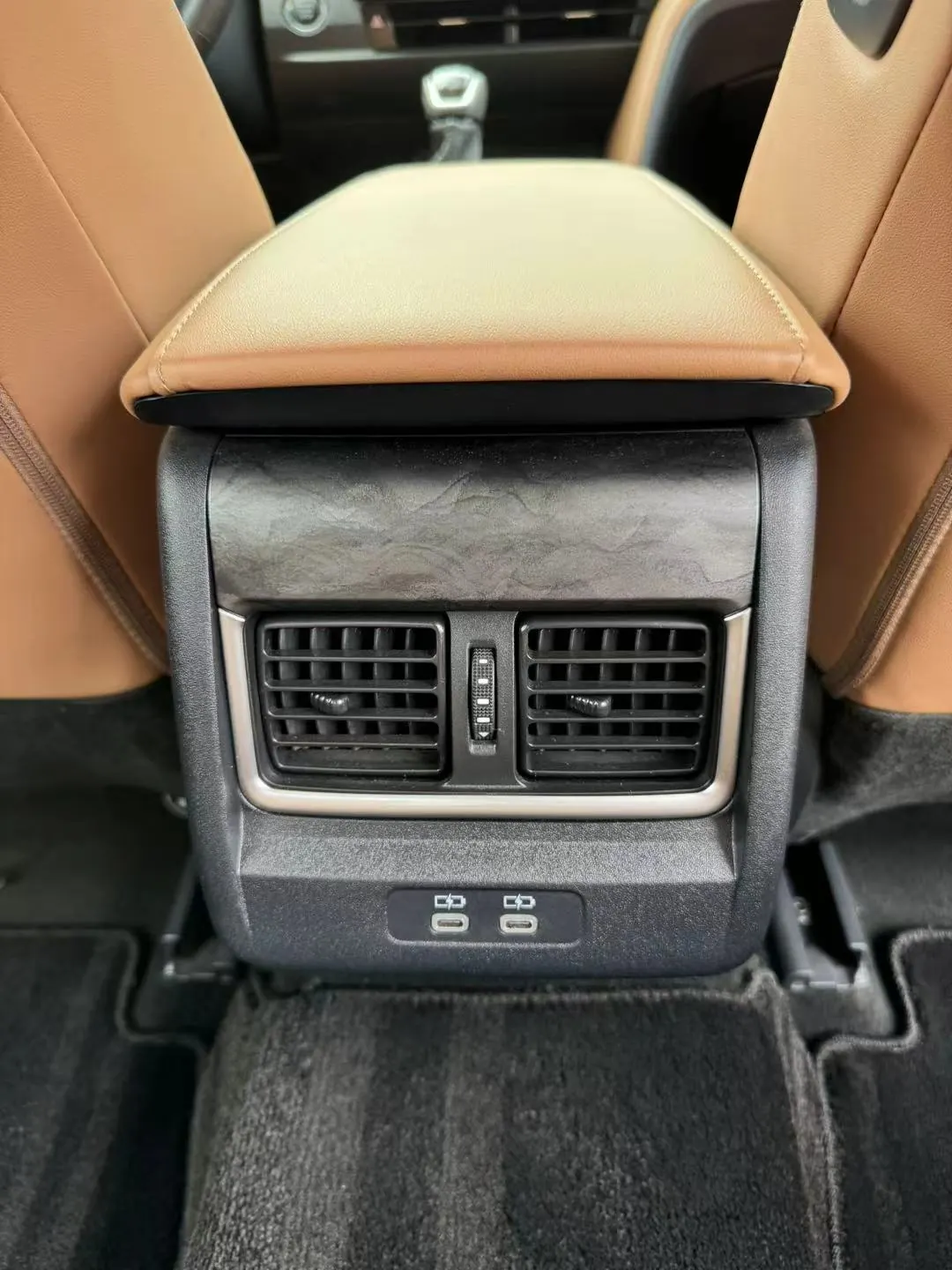 Toyota 2024 Camry 2.0GVP Stepless Deluxe Edition Automatic Transmission 15