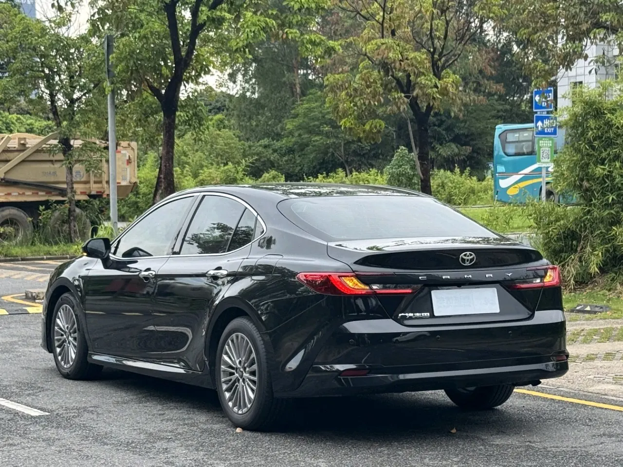 Toyota 2024 Camry 2.0GVP Stepless Deluxe Edition Automatic Transmission 4