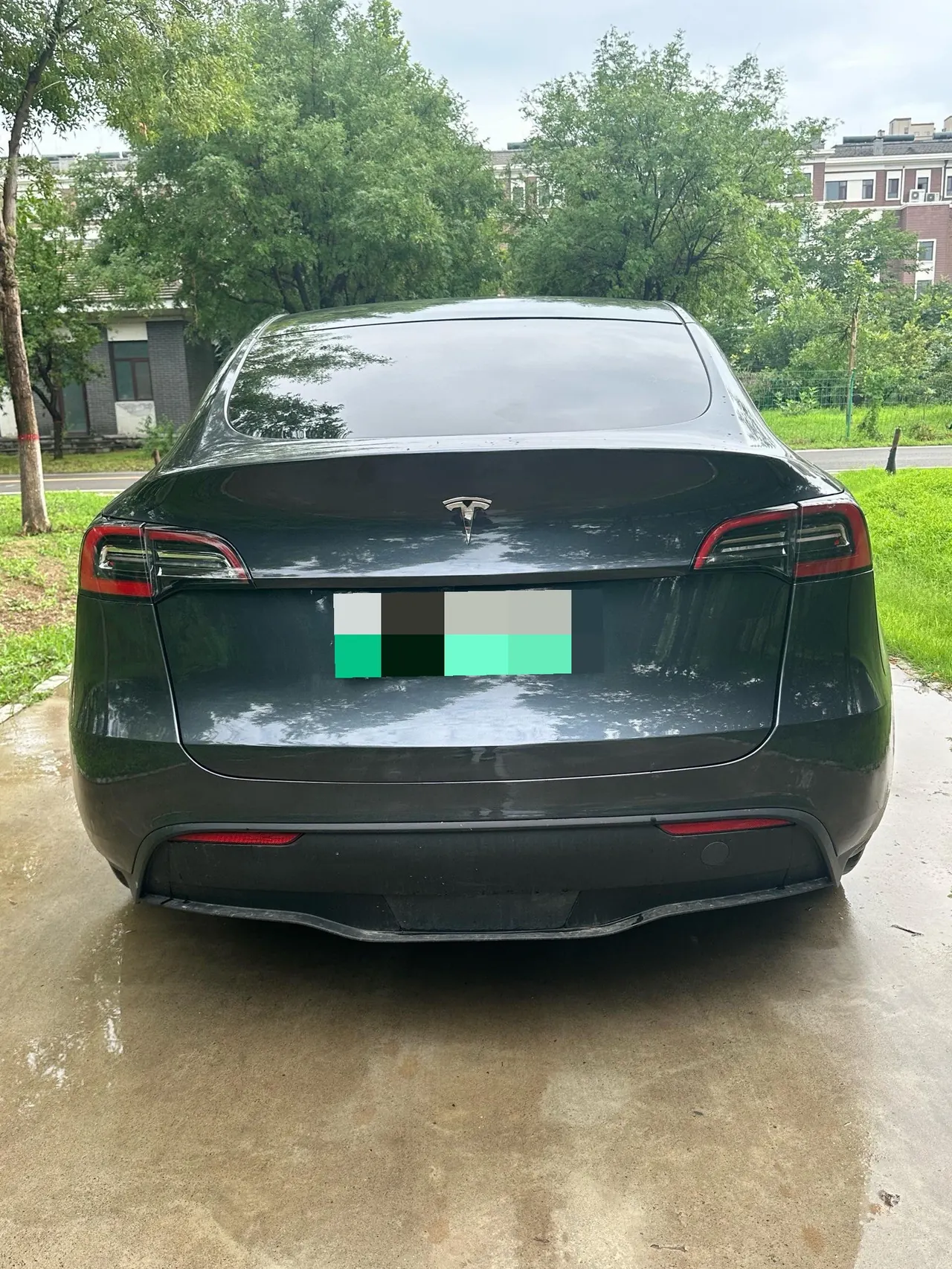 Tesla 2024 Model Y rear-wheel drive version automatic transmission 2