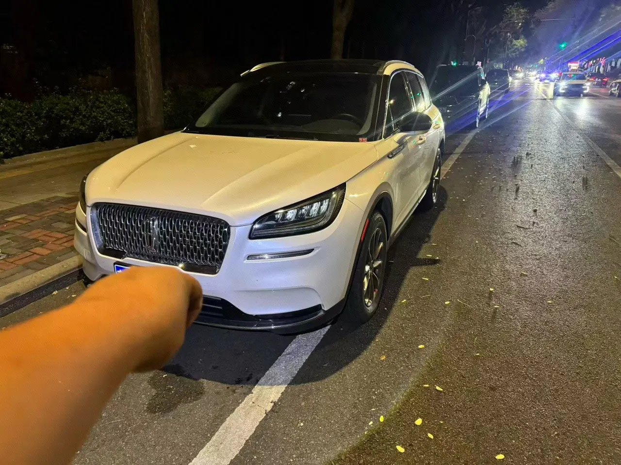 Open image lightbox: Lincoln 2020 adventurer 2.0T two-wheel drive exclusive edition automatic gear
