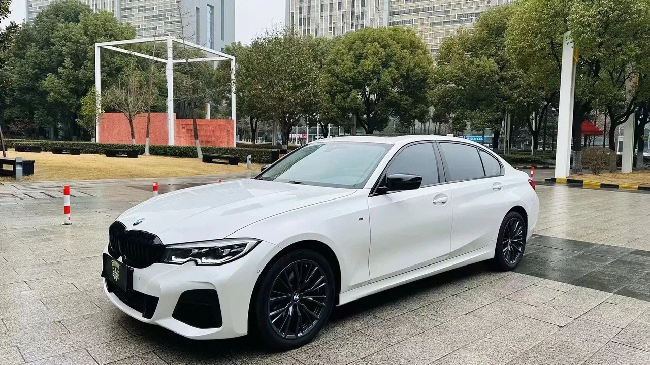 Open image lightbox: BMW 3 Series 2021 325Li 2.0T M Sports Obsidian Night Kit (Changed) Automatic Gear