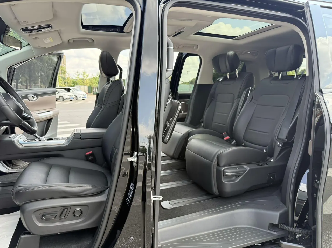 GAC Trumpchi 2024 E8 2.0 150km MAX Automatic Transmission 14