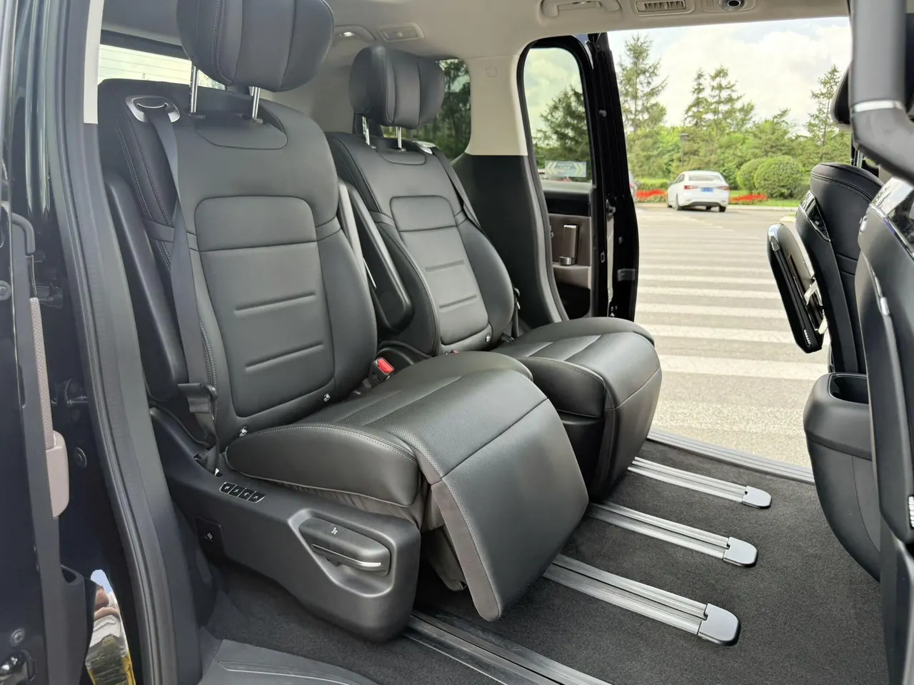 GAC Trumpchi 2024 E8 2.0 150km MAX Automatic Transmission 15
