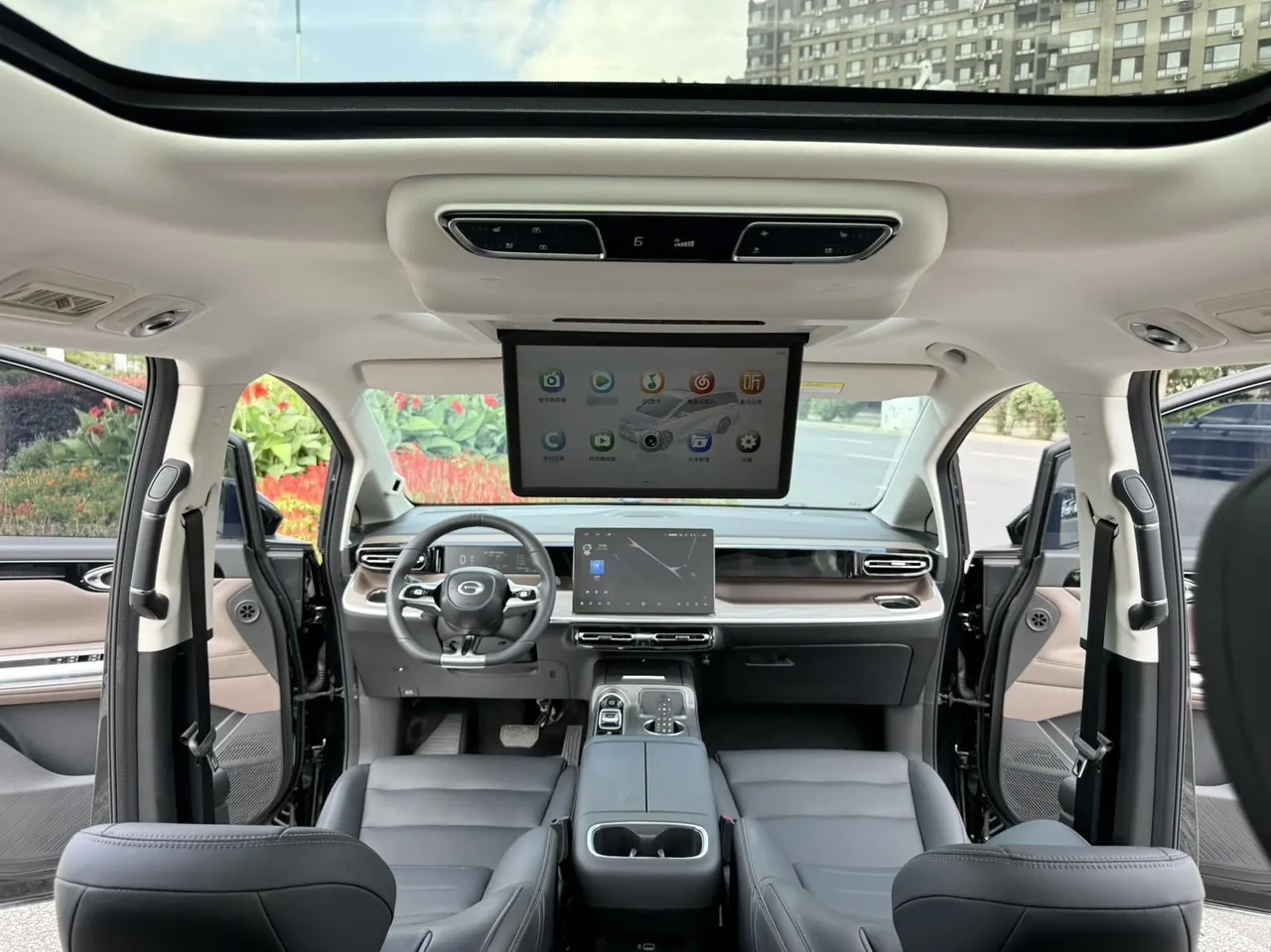 GAC Trumpchi 2024 E8 2.0 150km MAX Automatic Transmission 7