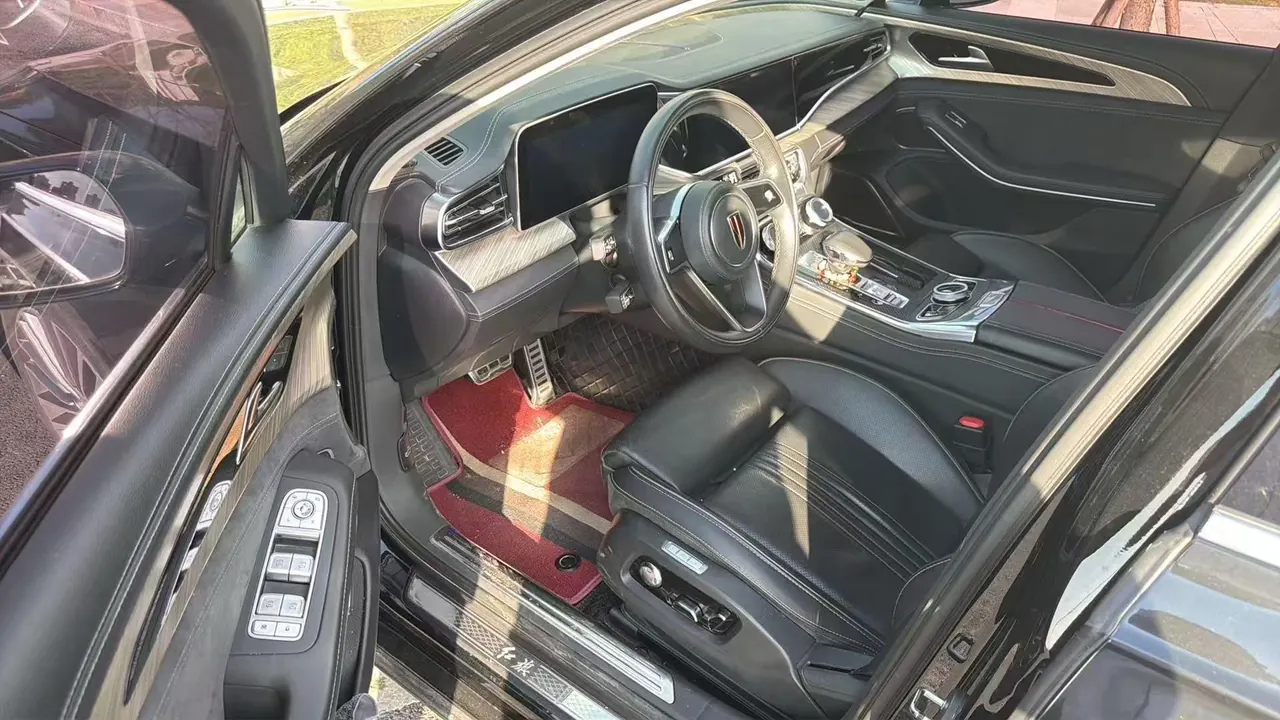 HongQi 2022 H9 48V 2.0T Zhilian Qi Chang Edition Automatic Gear 3