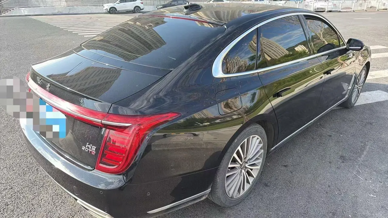 HongQi 2022 H9 48V 2.0T Zhilian Qi Chang Edition Automatic Gear 5
