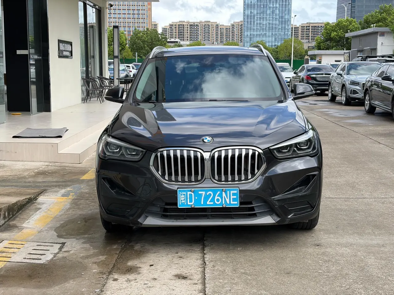 BMW 2021 X1 sDrive20Li 1.5T fashion automatic gear 3