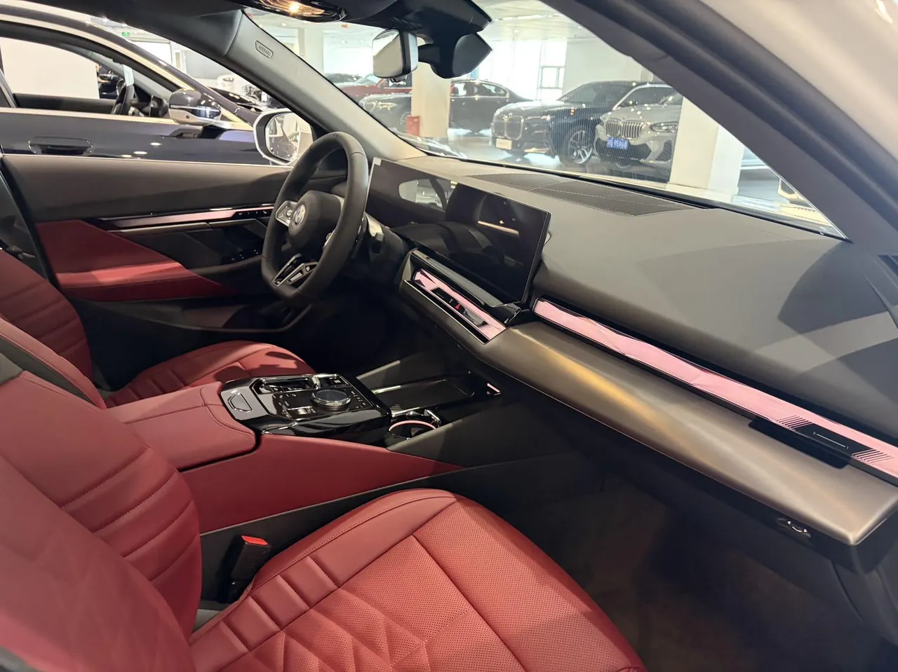 BMW 5 Series 2026 525Li 48V 2.0T M Sports Suit (Modified) Automatic Gear 4