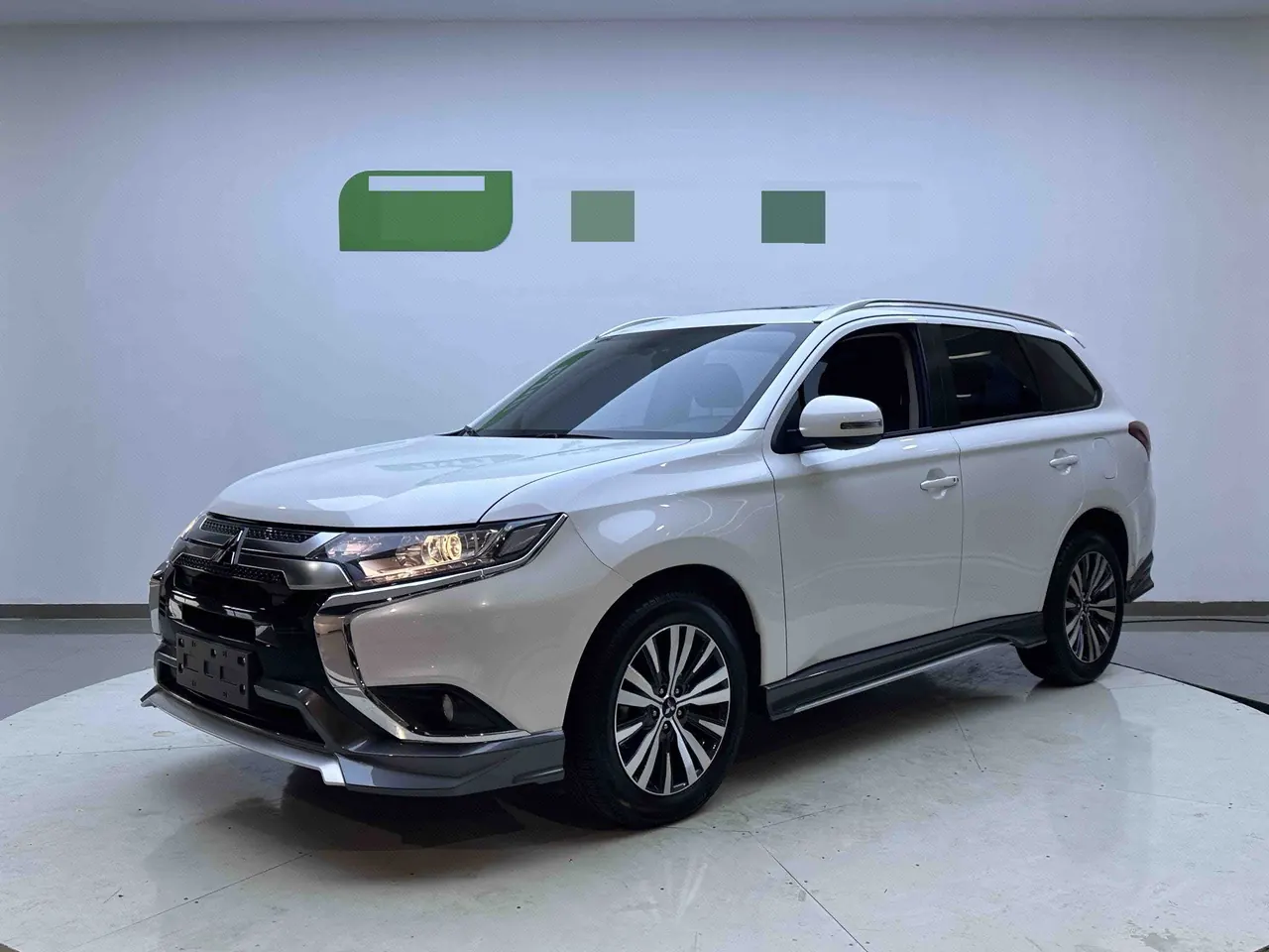 Open image lightbox: Mitsubishi 2021 Outlander 2.0 Stepless Two-Drive Free Edition 5-seat (Changed) Automatic Gear