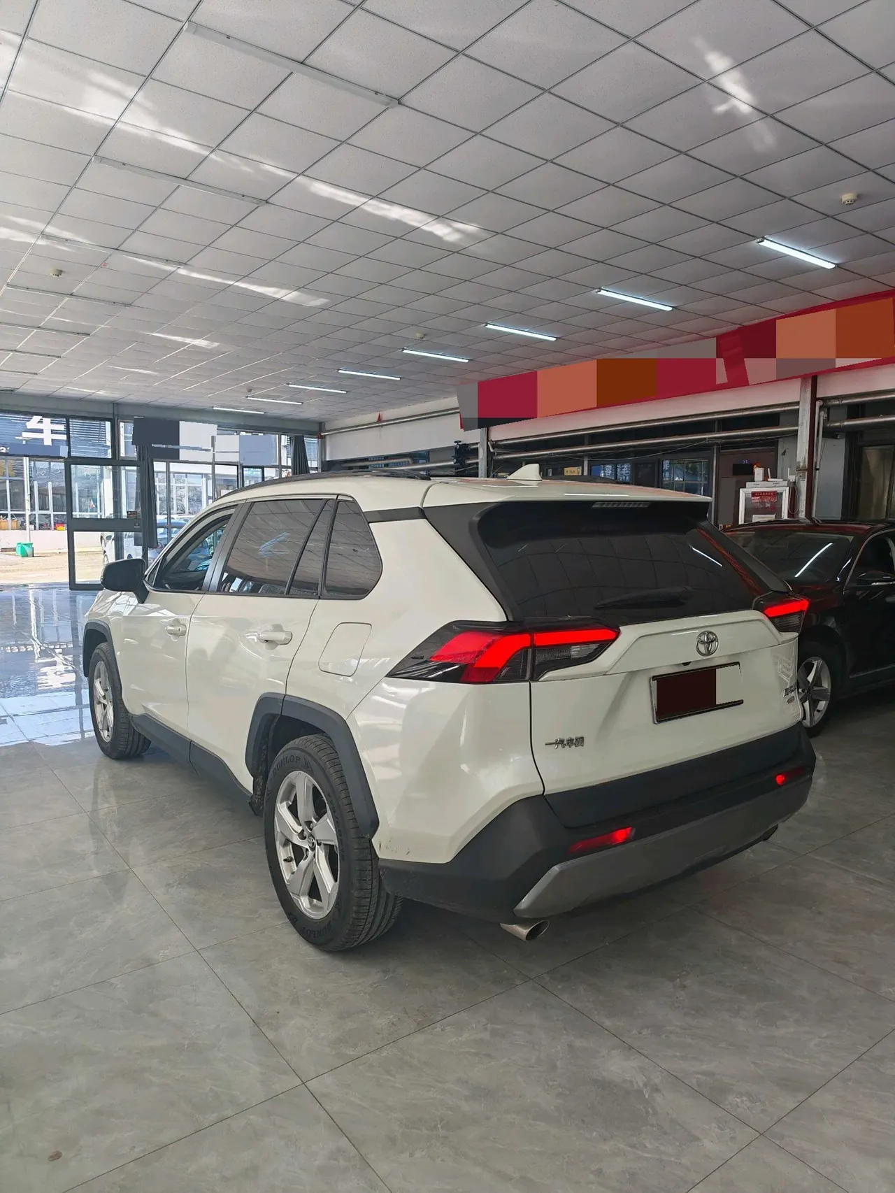 Toyota 2021 RAV4 Rongfeng 2.0 Stepless Four-wheel Drive Fashion PLUS Edition Automatic Gear 6
