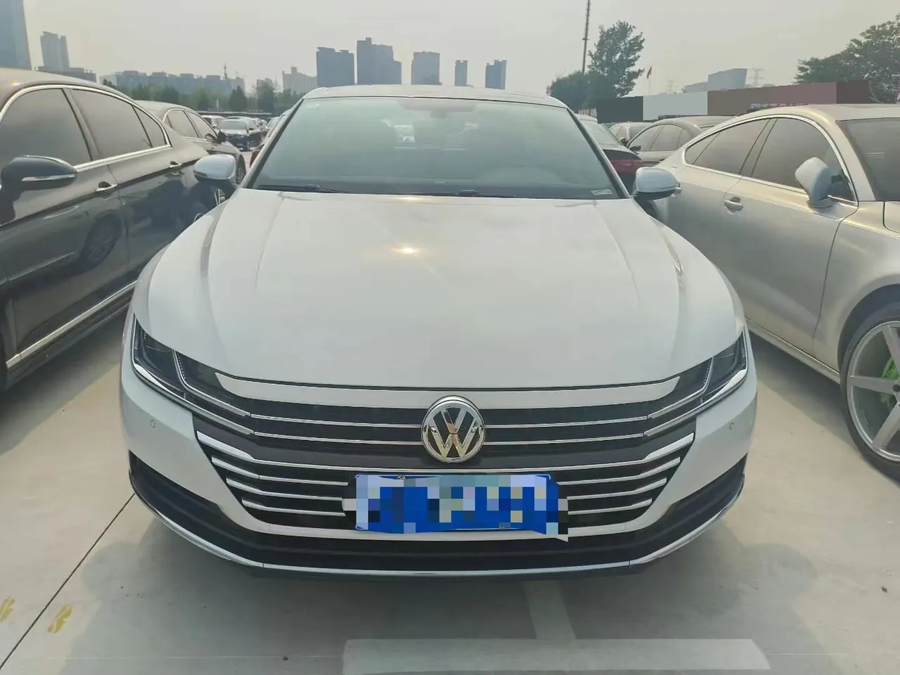 Volkswagen 2020 CC 2.0TSI 330TSI Huayan Edition Automatic Gear 2