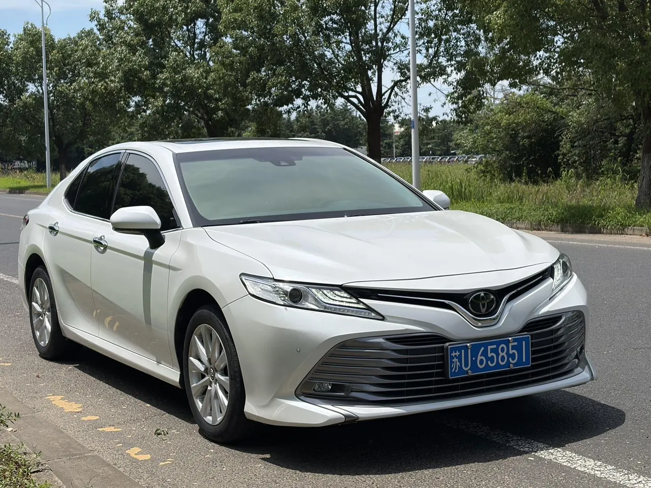 Toyota 2021 Camry 2.0G Stepless Deluxe Edition Automatic Gear 3