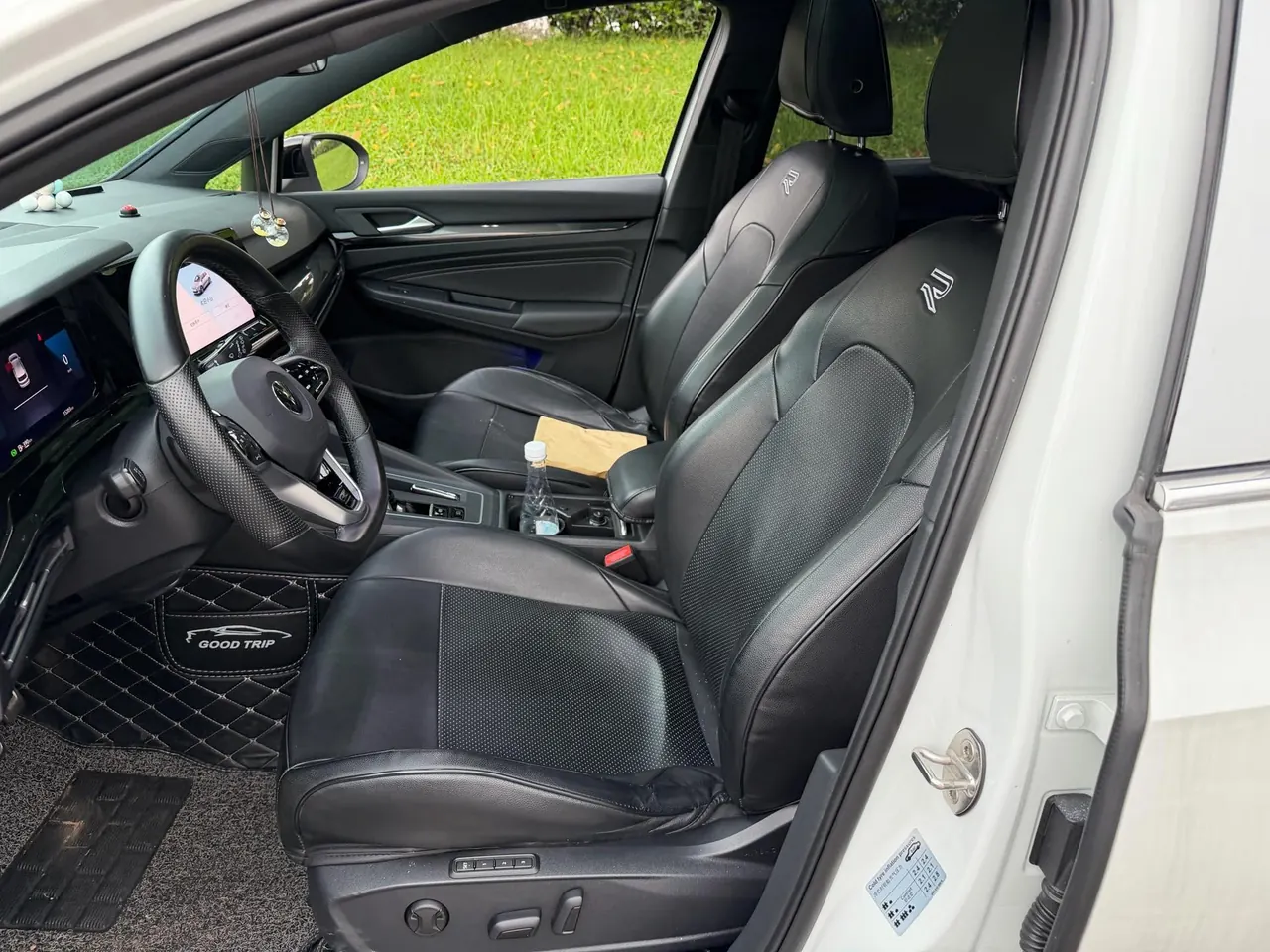 Volkswagen 2021 Golf 8 R-Line 1.4TSI 280TSI Automatic 4