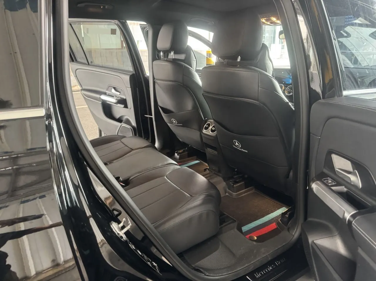 Mercedes Benz 2023 GLB 220 2.0T Dynamic Automatic 5