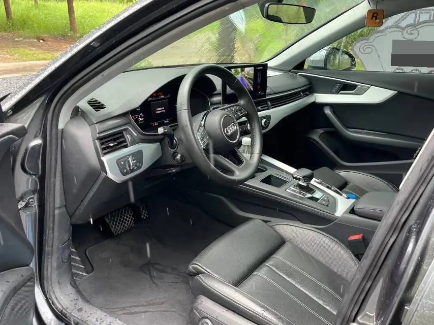 Audi 2020 A4L 2.0TFSI 40TFSI Fashion Dynamic Automatic 6