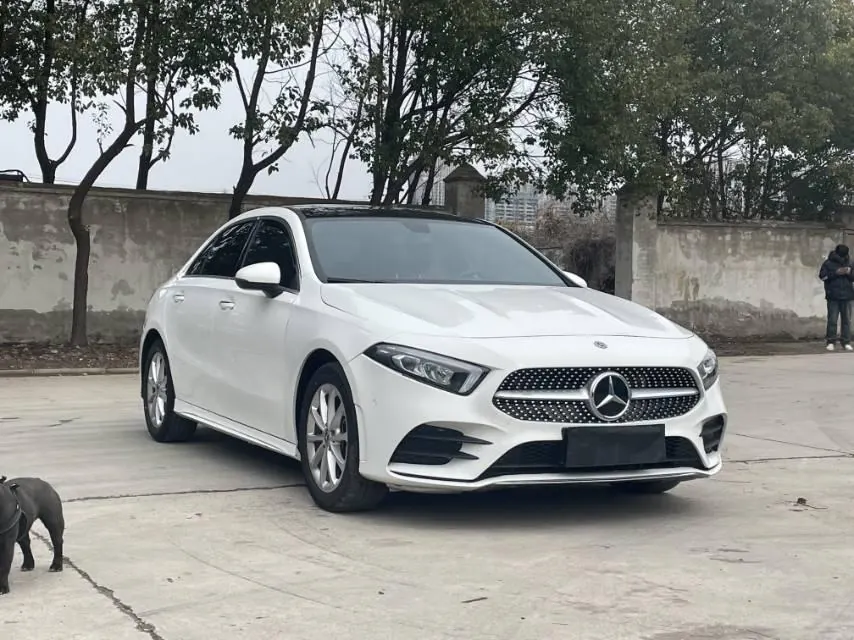 Mercedes Benz Class A 2021 A 200 L 1.3T Fashion Automatic Gear 3