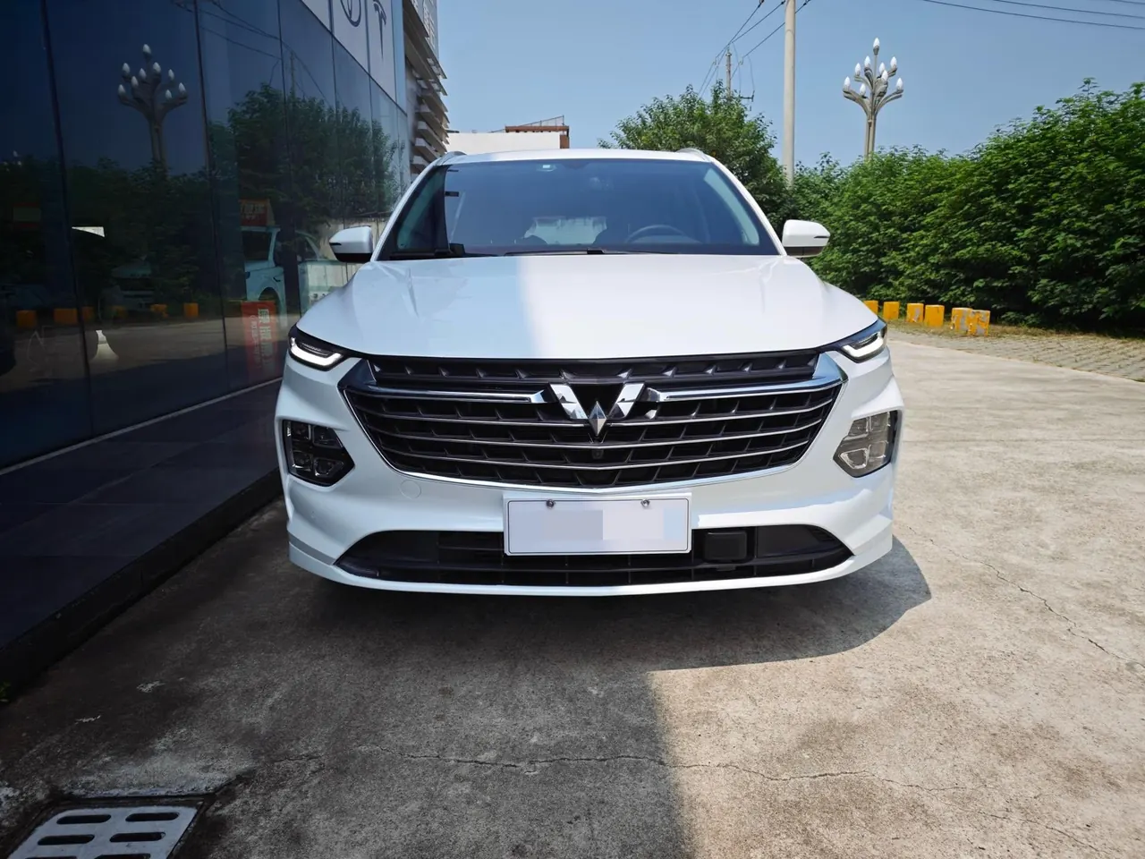 WuLing 2020 Capgemini 1.5T Stepless Flagship First Class Automatic Gear 2