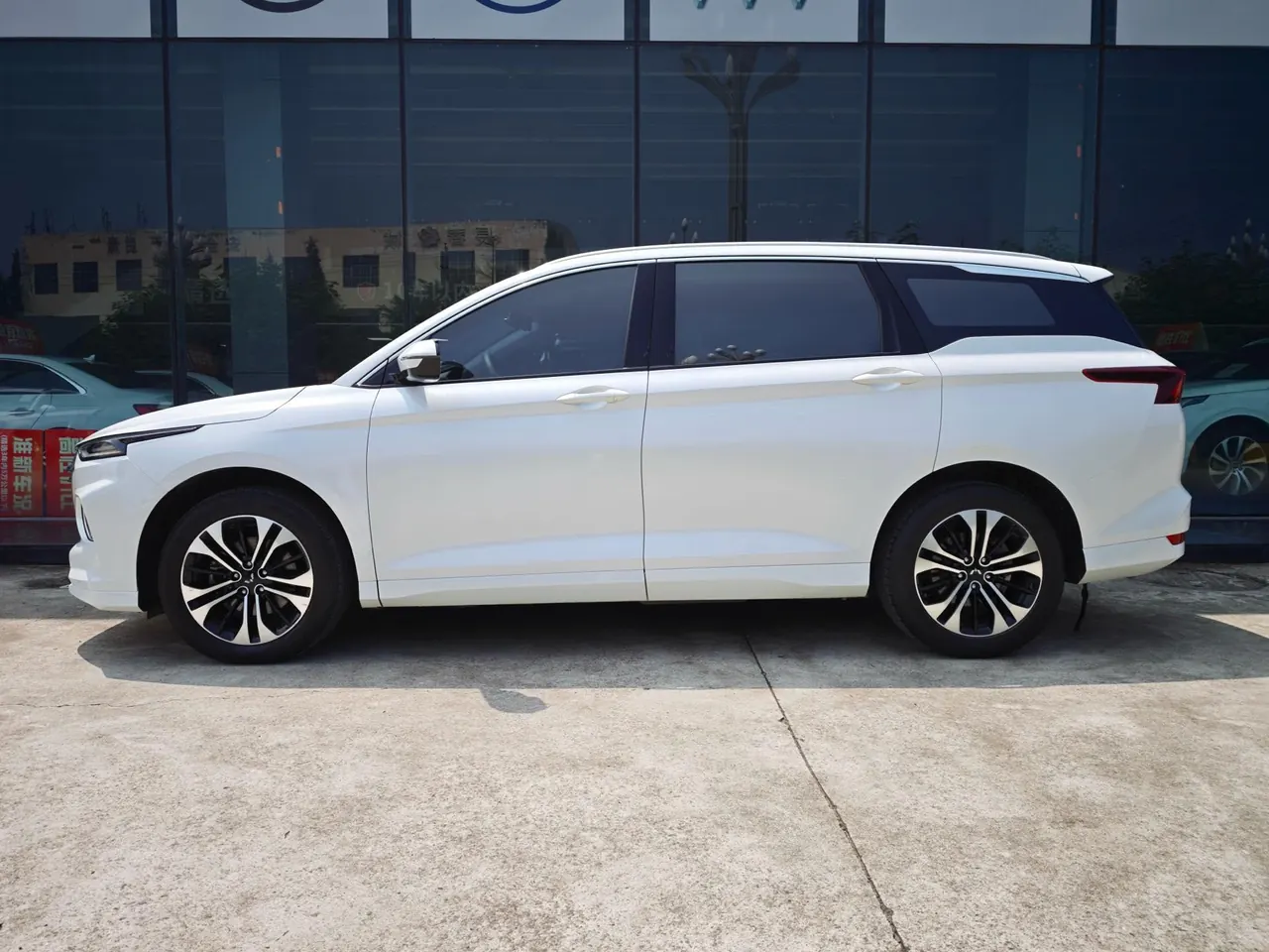 WuLing 2020 Capgemini 1.5T Stepless Flagship First Class Automatic Gear 3