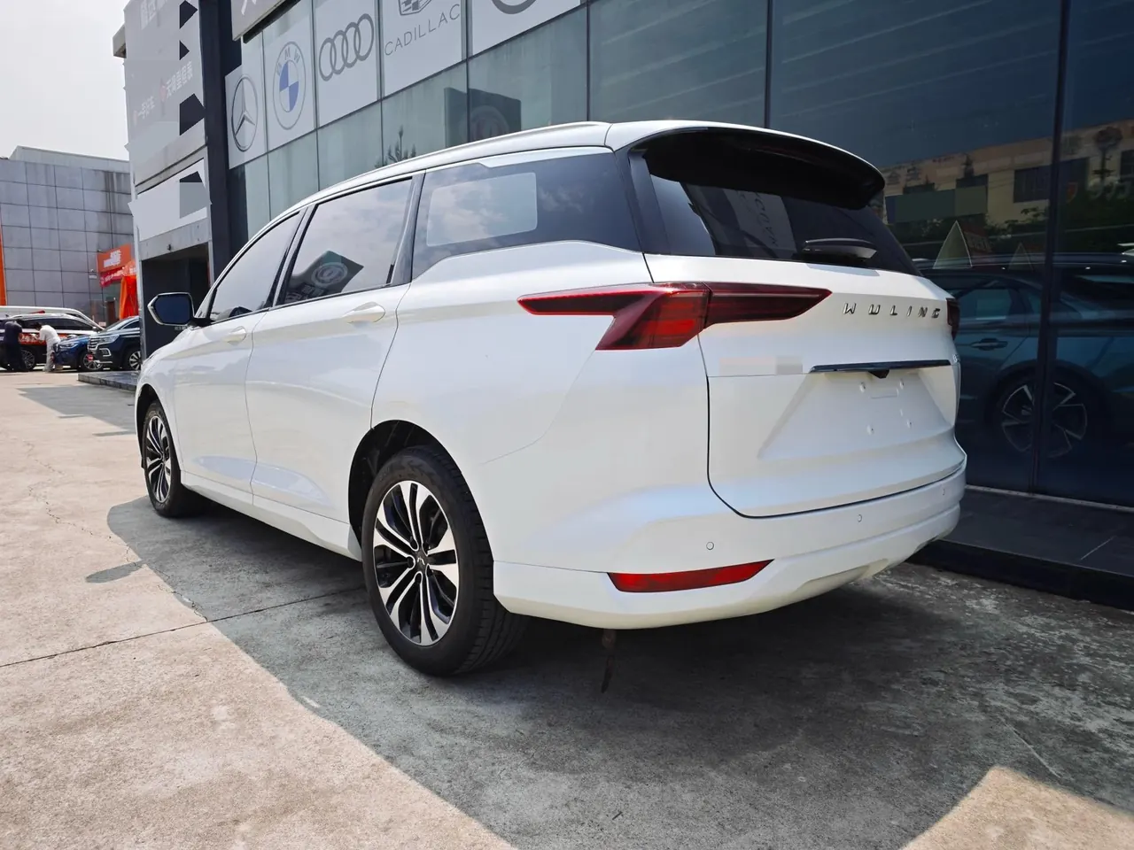 WuLing 2020 Capgemini 1.5T Stepless Flagship First Class Automatic Gear 4