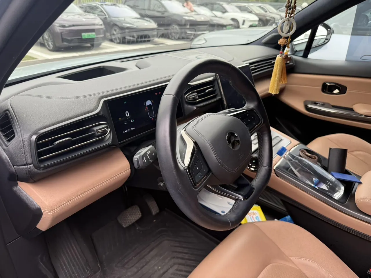 NIO 2020 ES 6 420KM Sports Edition Automatic Gear 3