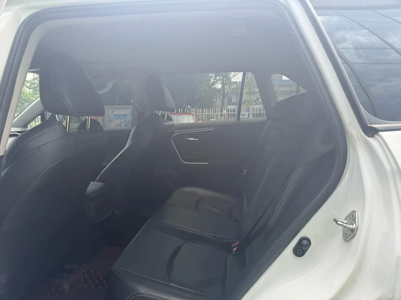 Toyota 2021 Weilanda Dual Engine 2.5 Stepless Two-Drive Deluxe Automatic Gear 4
