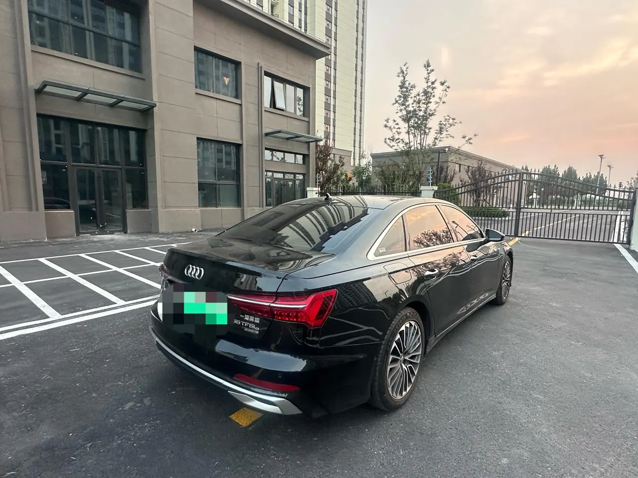 Audi 2020 A6L e-tron 2.0TFSI 55TFSI e Quattro automatic 8
