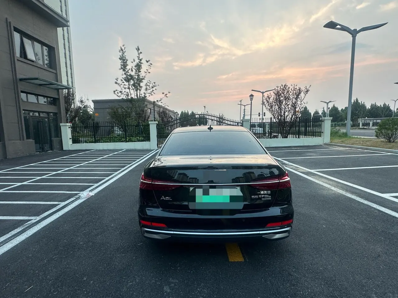 Audi 2020 A6L e-tron 2.0TFSI 55TFSI e Quattro automatic 9