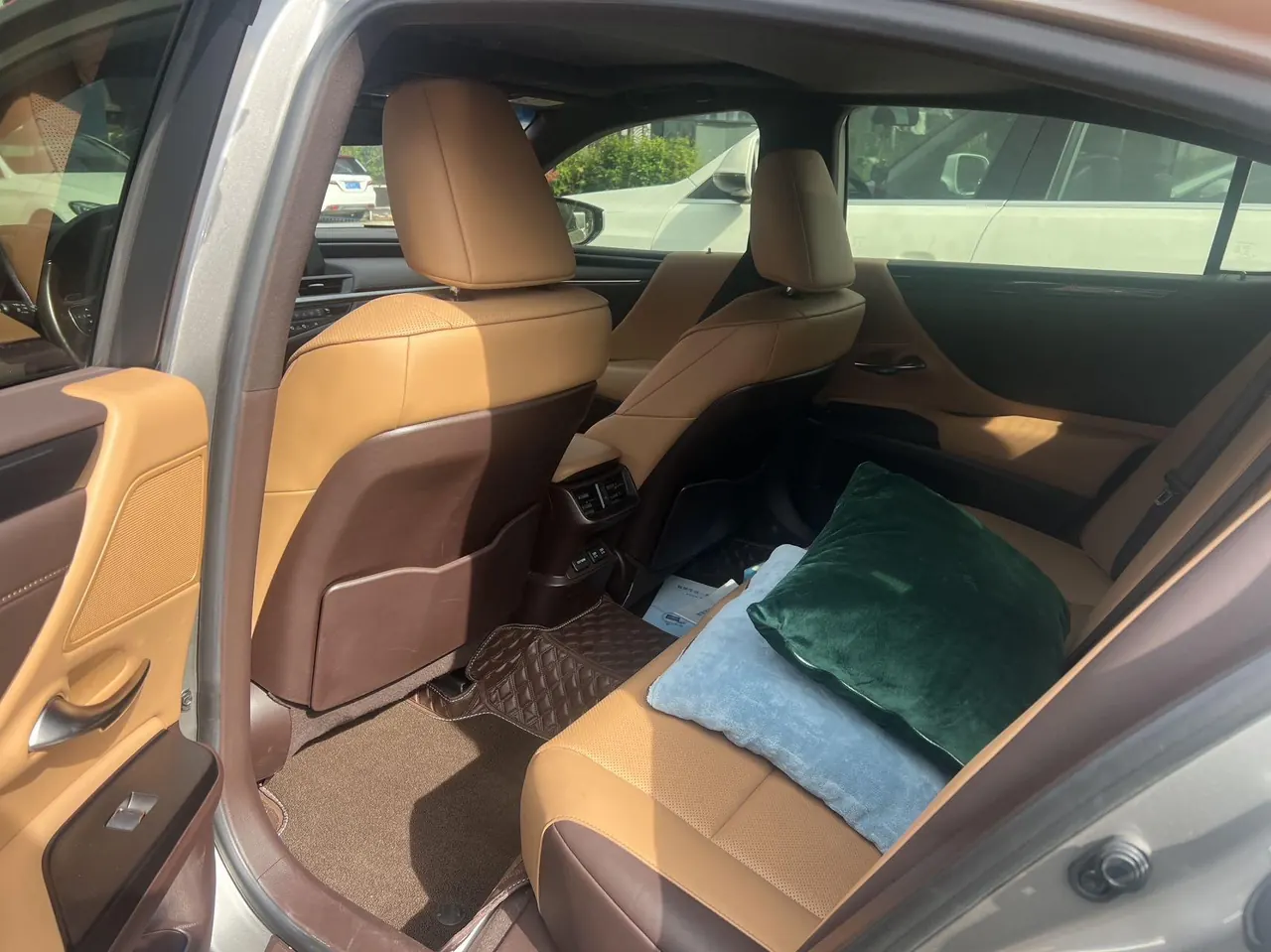 Lexus ES (Imported) 2021 ES200 2.0 Stepless Deluxe Edition Automatic Gear 5
