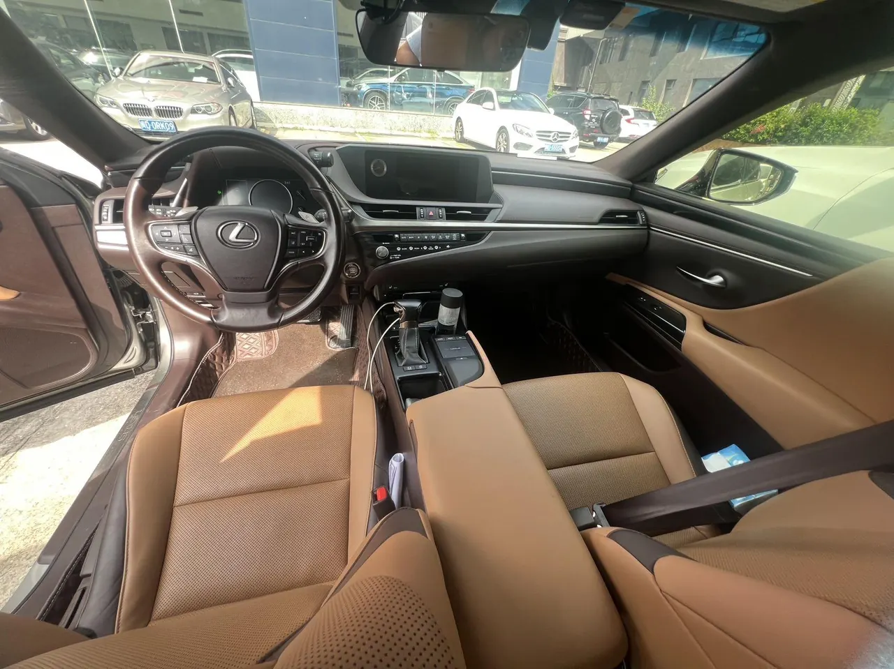 Lexus ES (Imported) 2021 ES200 2.0 Stepless Deluxe Edition Automatic Gear 6