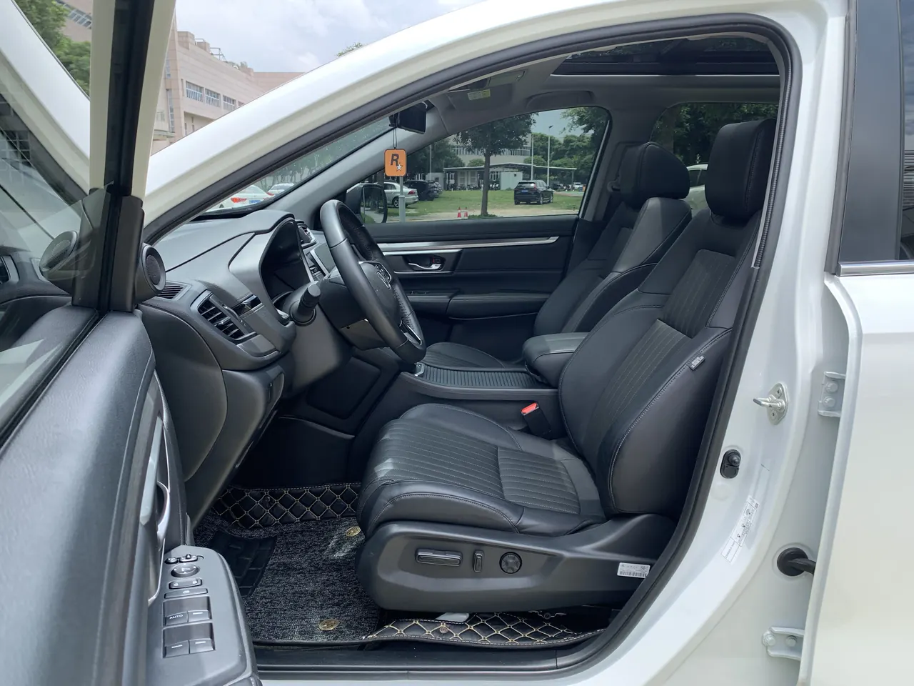 Honda 2021 Hao Ying 1.5T Stepless 240TURBO Two-Drive Deluxe Automatic Gear 3